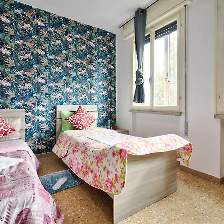 Guest house R & R *