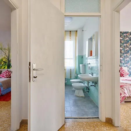 R & R Guest house *